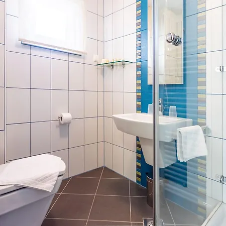 Appartement Helle Mit Sonnenbalkon