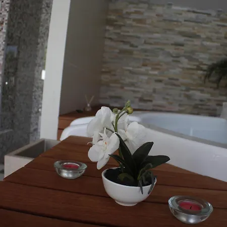 Helle Mit Sonnenbalkon Apartman
